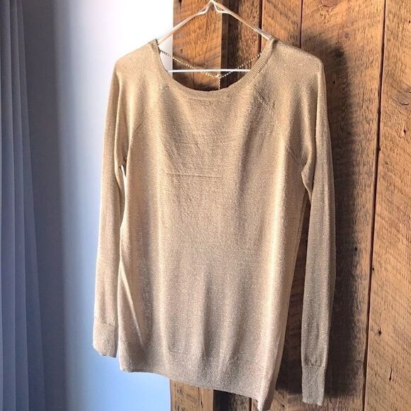 Chic Michael Kors gold shirt. - Picture 2 of 7